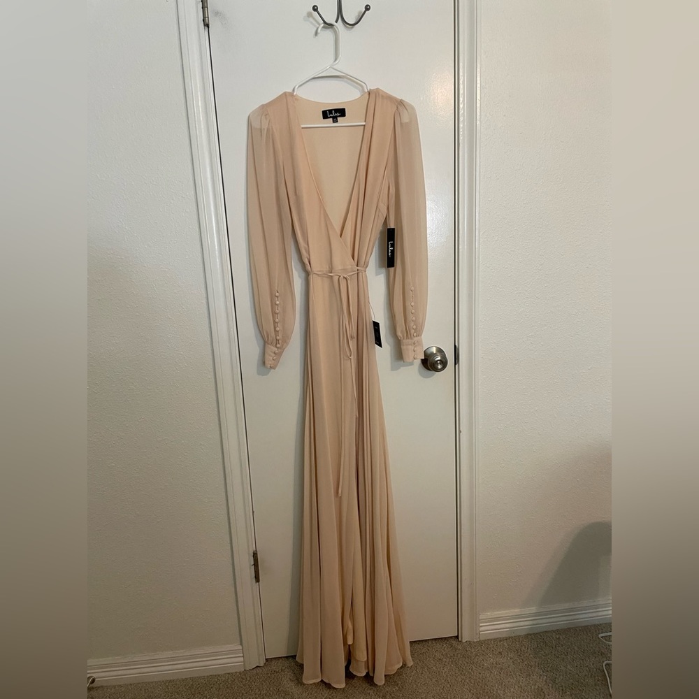 NWT Lulu’s Cream Wrap Dress